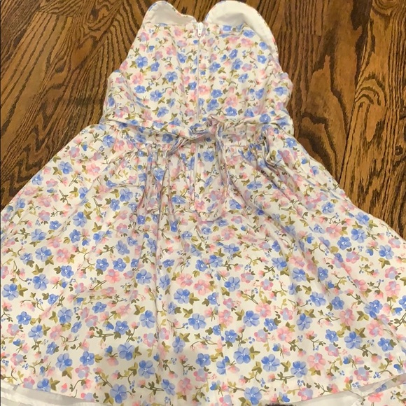 Girls Spring Dress - Picture 2 of 3